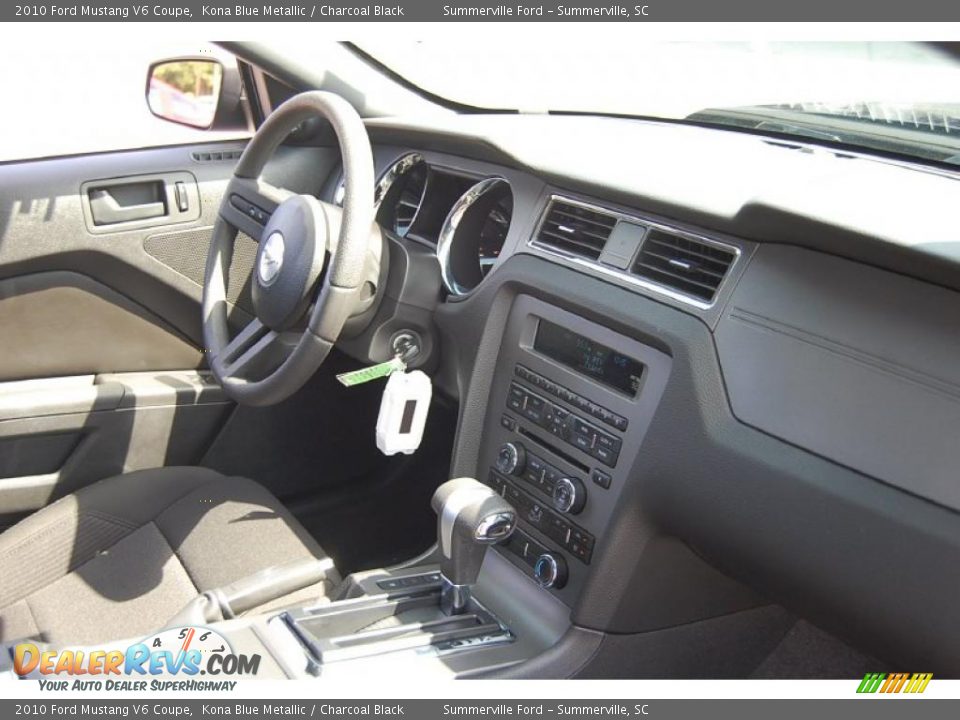 2010 Ford Mustang V6 Coupe Kona Blue Metallic / Charcoal Black Photo #9