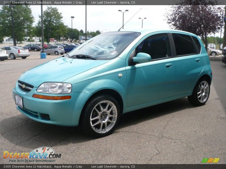 Custom Wheels of 2005 Chevrolet Aveo LS Hatchback Photo #2