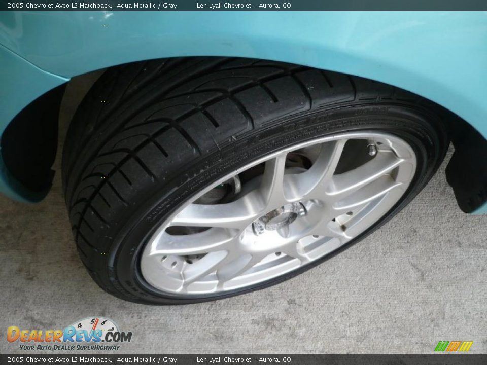 Custom Wheels of 2005 Chevrolet Aveo LS Hatchback Photo #17