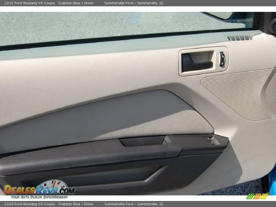 2010 Ford Mustang V6 Coupe Grabber Blue / Stone Photo #5