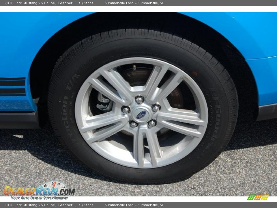 2010 Ford Mustang V6 Coupe Grabber Blue / Stone Photo #17
