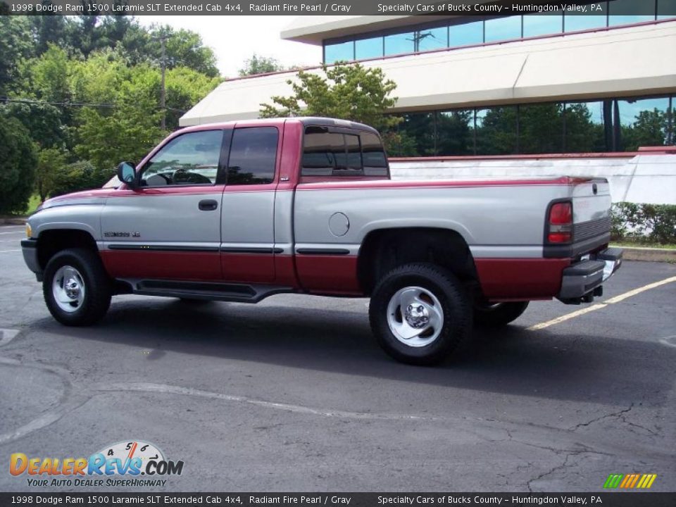 1998 Dodge Ram 1500 Laramie SLT Extended Cab 4x4 Radiant Fire Pearl / Gray Photo #5