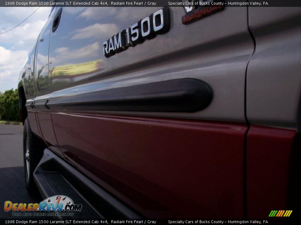 1998 Dodge Ram 1500 Laramie SLT Extended Cab 4x4 Radiant Fire Pearl / Gray Photo #22