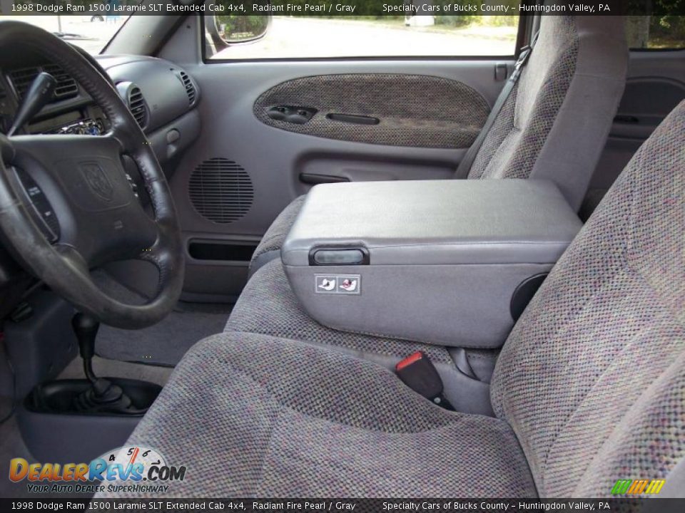 1998 Dodge Ram 1500 Laramie SLT Extended Cab 4x4 Radiant Fire Pearl / Gray Photo #33