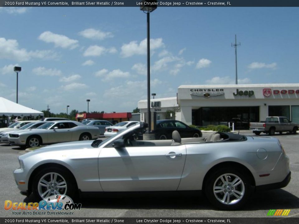 2010 Ford Mustang V6 Convertible Brilliant Silver Metallic / Stone Photo #14