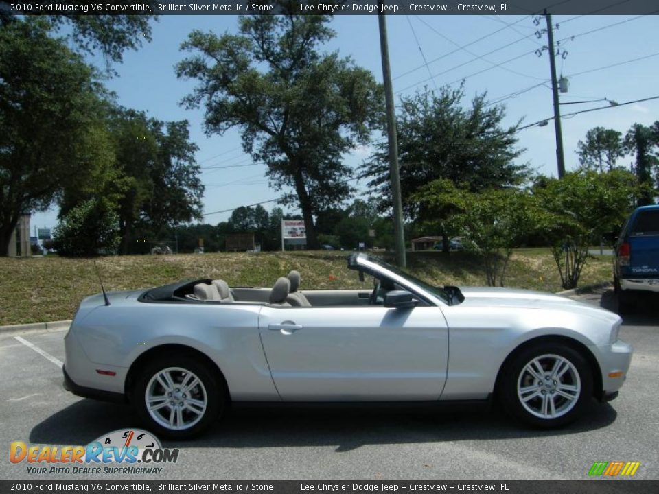 2010 Ford Mustang V6 Convertible Brilliant Silver Metallic / Stone Photo #18