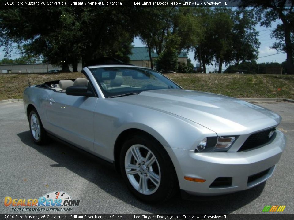 2010 Ford Mustang V6 Convertible Brilliant Silver Metallic / Stone Photo #19