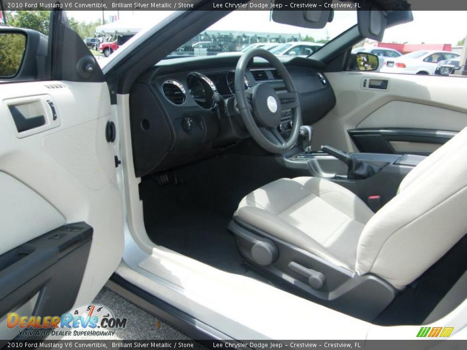 2010 Ford Mustang V6 Convertible Brilliant Silver Metallic / Stone Photo #21
