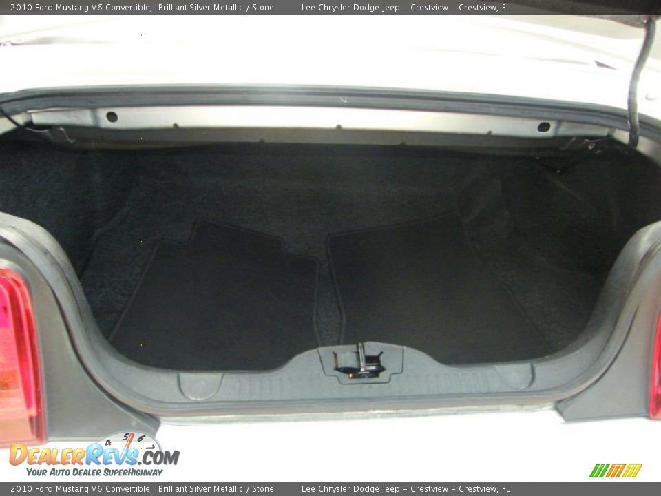 2010 Ford Mustang V6 Convertible Brilliant Silver Metallic / Stone Photo #30