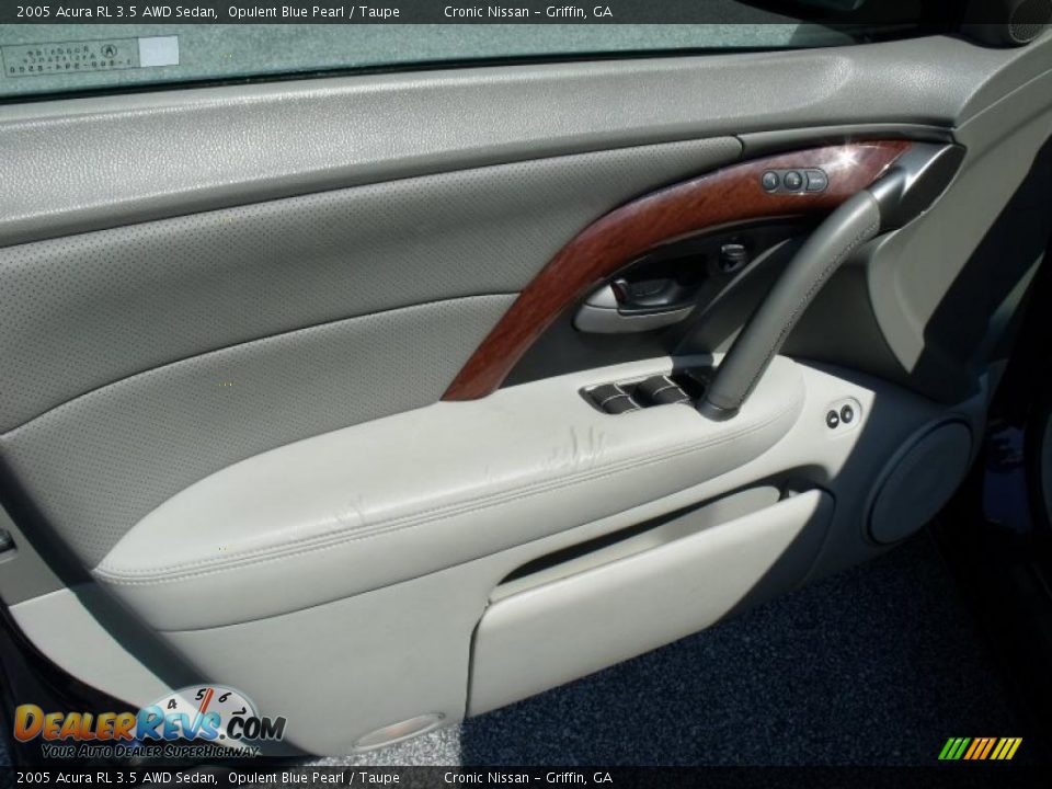 2005 Acura RL 3.5 AWD Sedan Opulent Blue Pearl / Taupe Photo #11