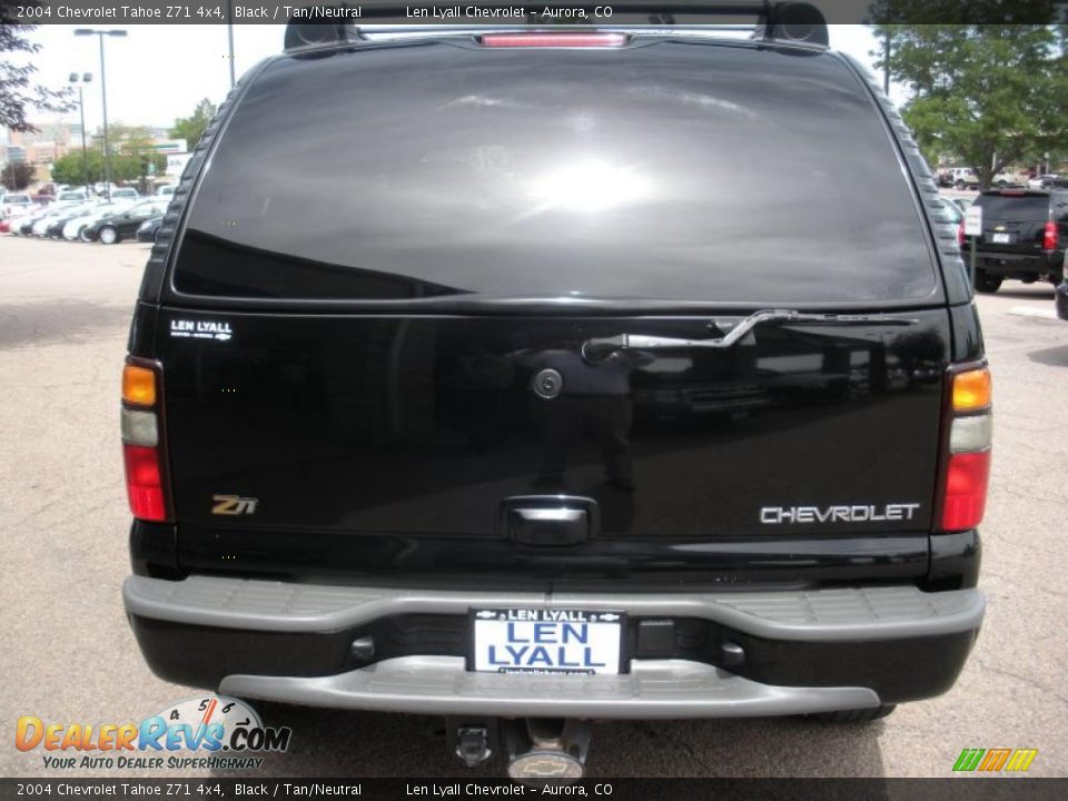2004 Chevrolet Tahoe Z71 4x4 Black / Tan/Neutral Photo #4