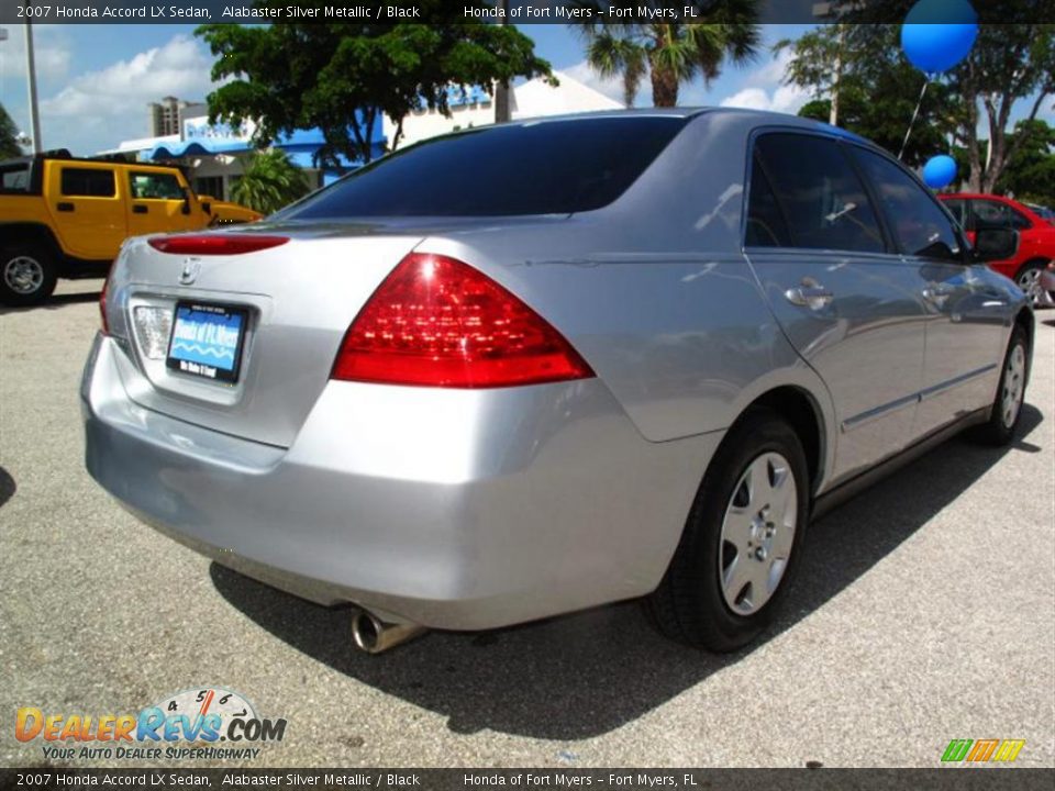 2007 Honda Accord LX Sedan Alabaster Silver Metallic / Black Photo #3