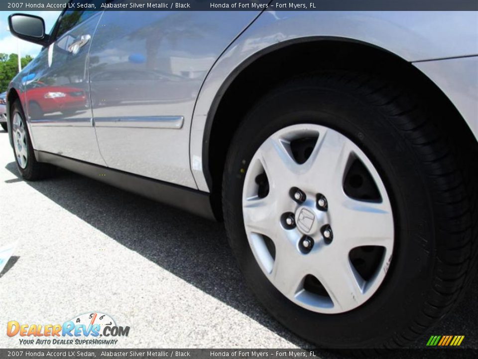 2007 Honda Accord LX Sedan Alabaster Silver Metallic / Black Photo #5