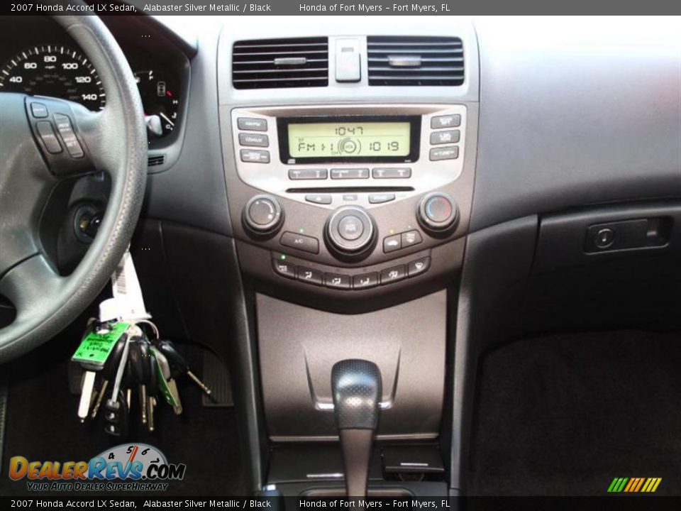 2007 Honda Accord LX Sedan Alabaster Silver Metallic / Black Photo #12