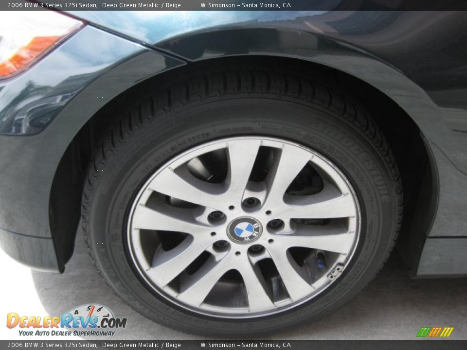 2006 BMW 3 Series 325i Sedan Deep Green Metallic / Beige Photo #32