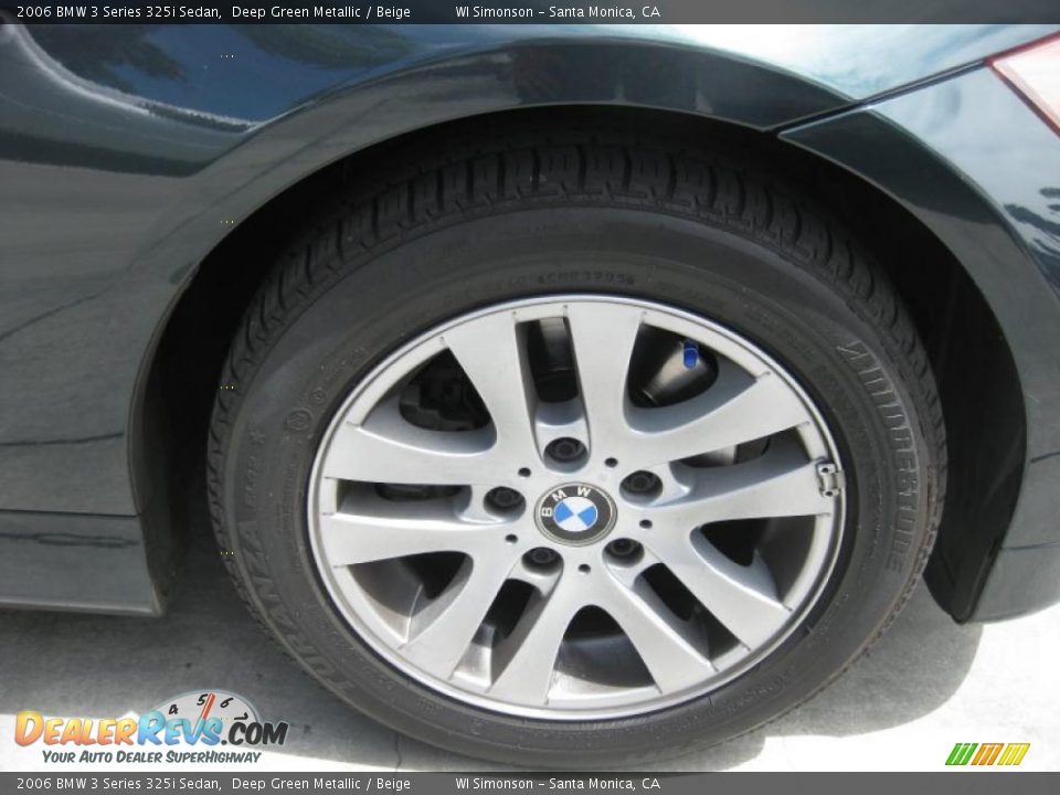 2006 BMW 3 Series 325i Sedan Deep Green Metallic / Beige Photo #33