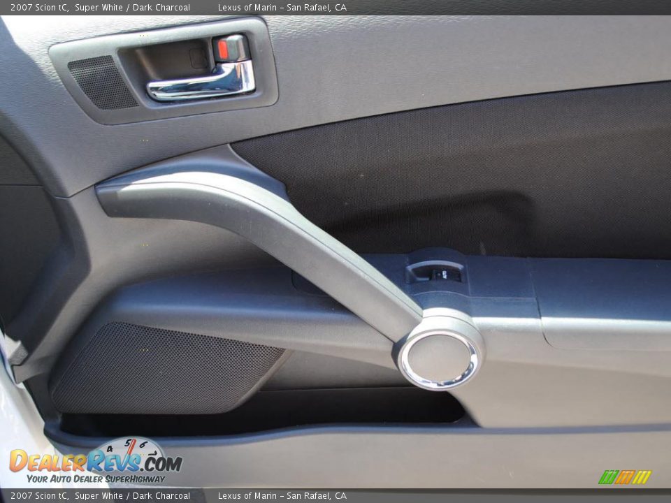 2007 Scion tC Super White / Dark Charcoal Photo #8