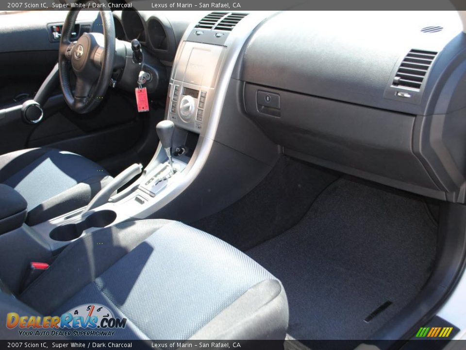 2007 Scion tC Super White / Dark Charcoal Photo #10