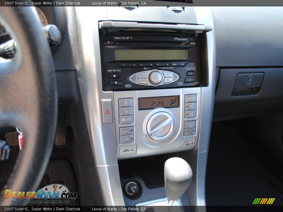 2007 Scion tC Super White / Dark Charcoal Photo #14