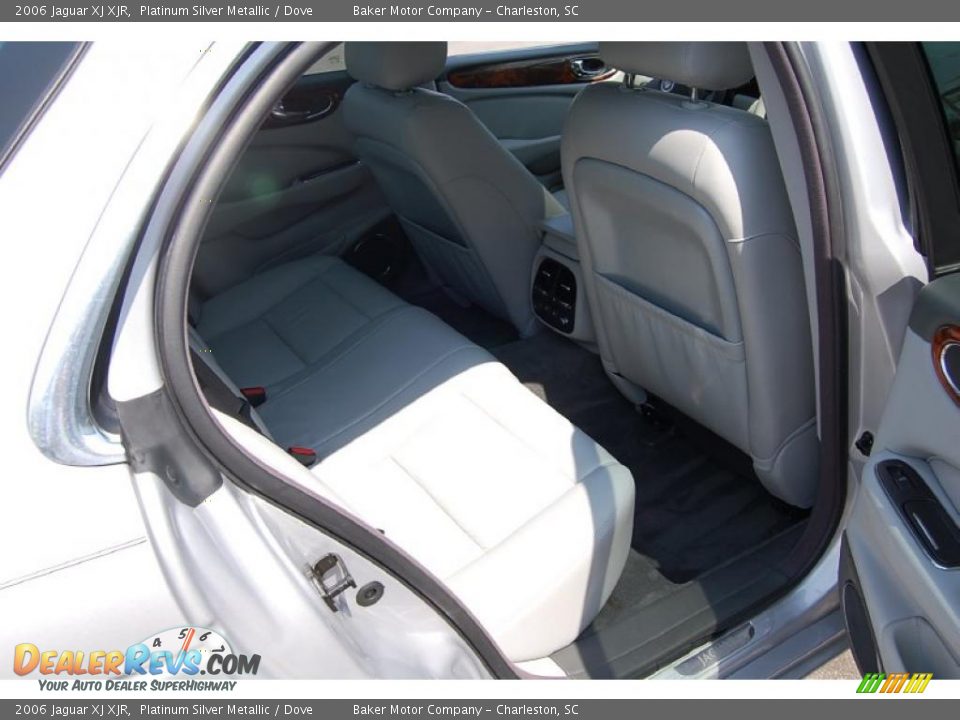 2006 Jaguar XJ XJR Platinum Silver Metallic / Dove Photo #10