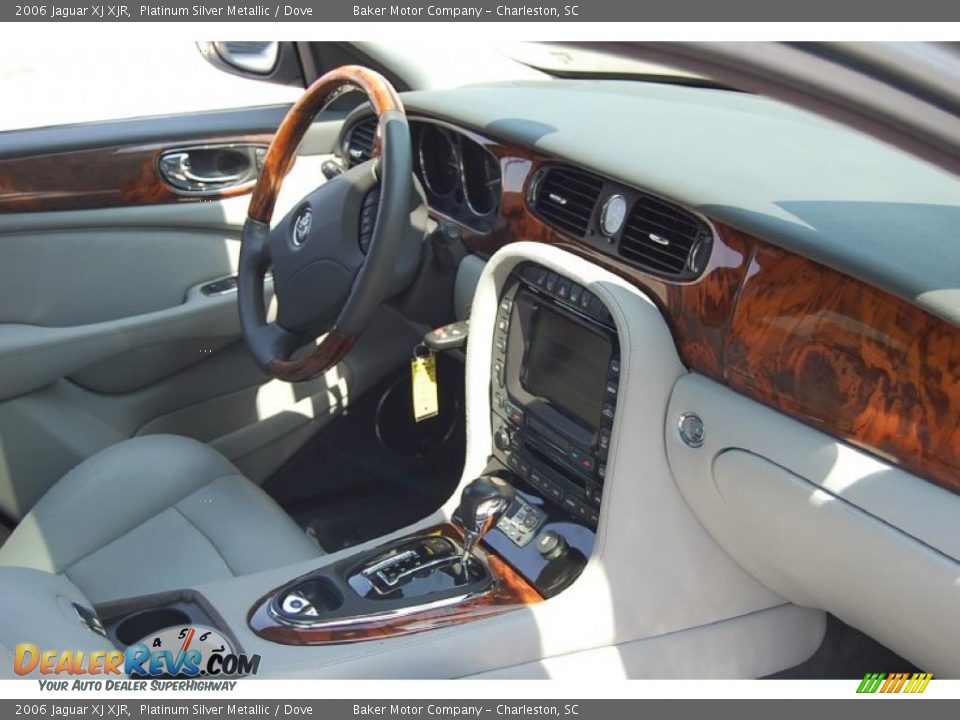 2006 Jaguar XJ XJR Platinum Silver Metallic / Dove Photo #11