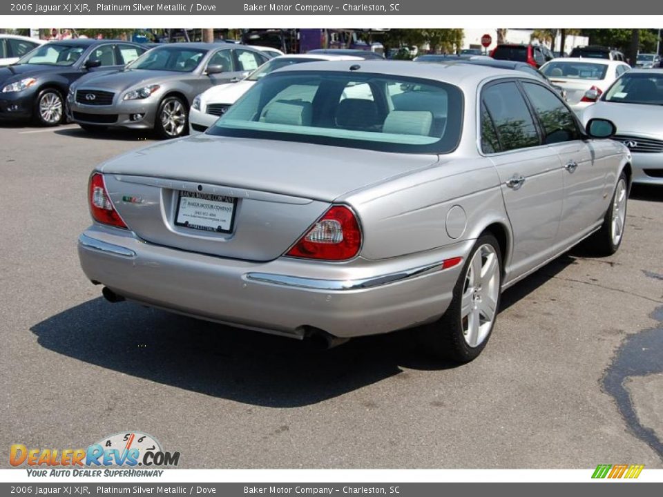2006 Jaguar XJ XJR Platinum Silver Metallic / Dove Photo #16
