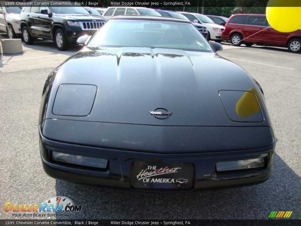 1995 Chevrolet Corvette Convertible Black / Beige Photo #3