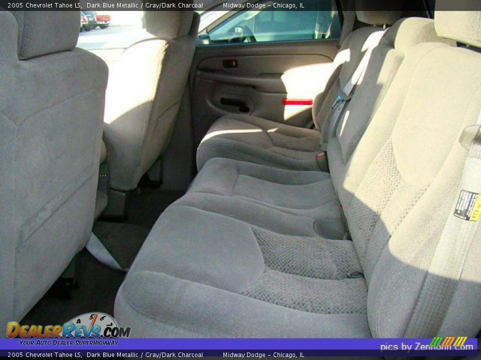 2005 Chevrolet Tahoe LS Dark Blue Metallic / Gray/Dark Charcoal Photo #3