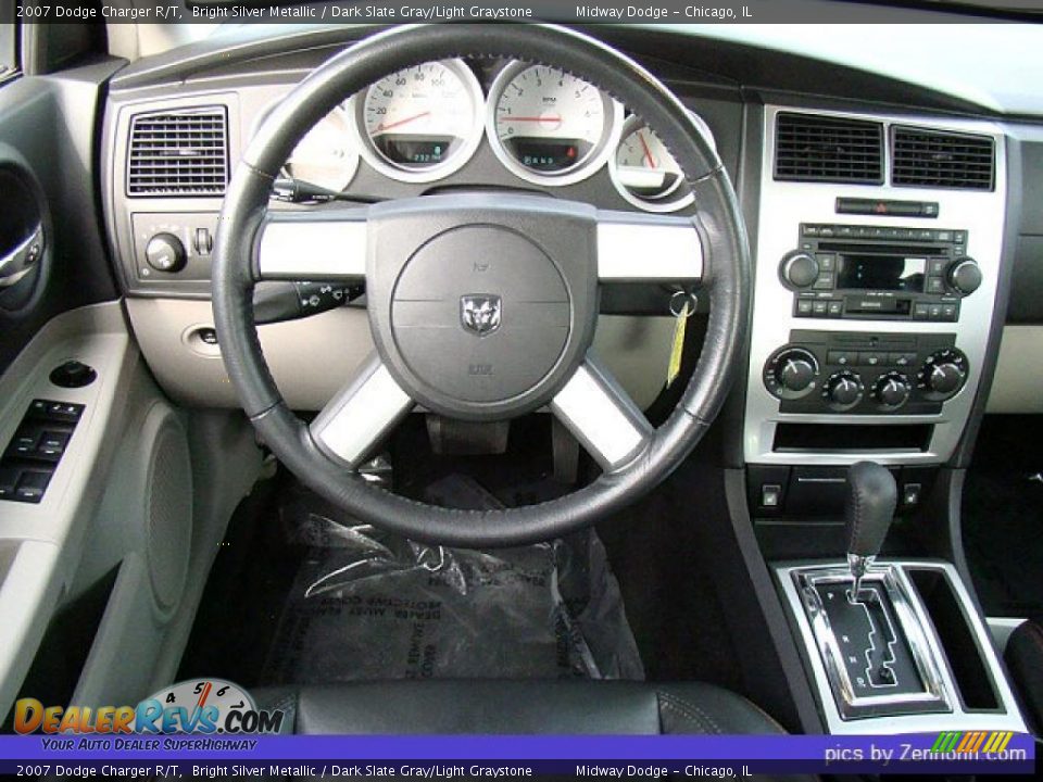 2007 Dodge Charger R/T Bright Silver Metallic / Dark Slate Gray/Light Graystone Photo #6