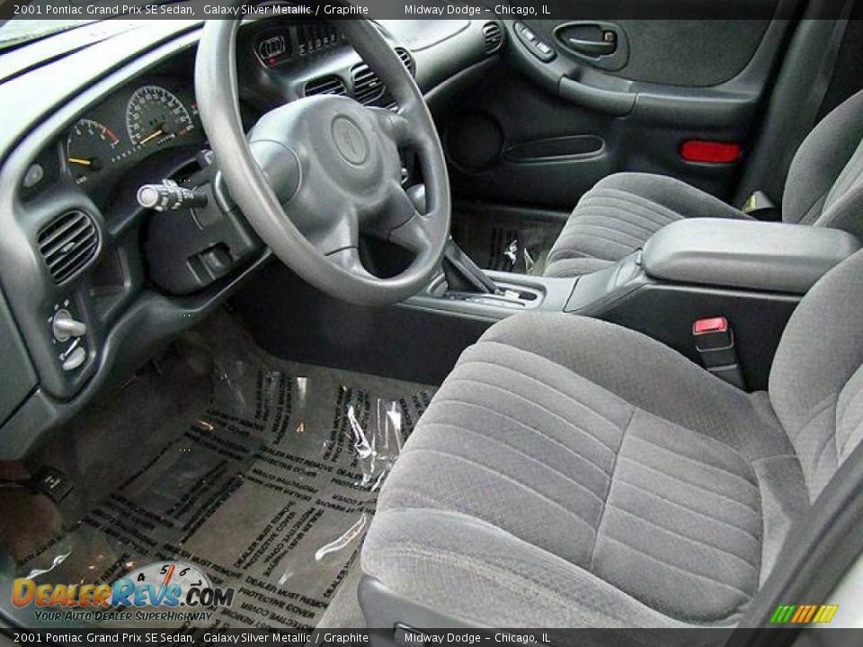 2001 Pontiac Grand Prix SE Sedan Galaxy Silver Metallic / Graphite Photo #4