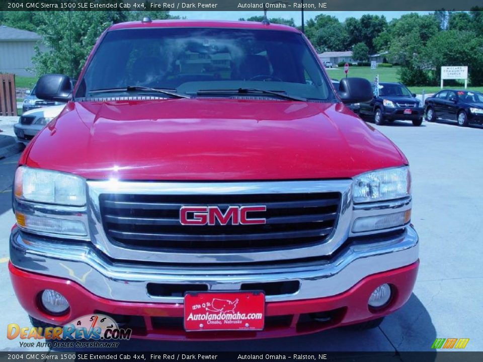 2004 GMC Sierra 1500 SLE Extended Cab 4x4 Fire Red / Dark Pewter Photo #7