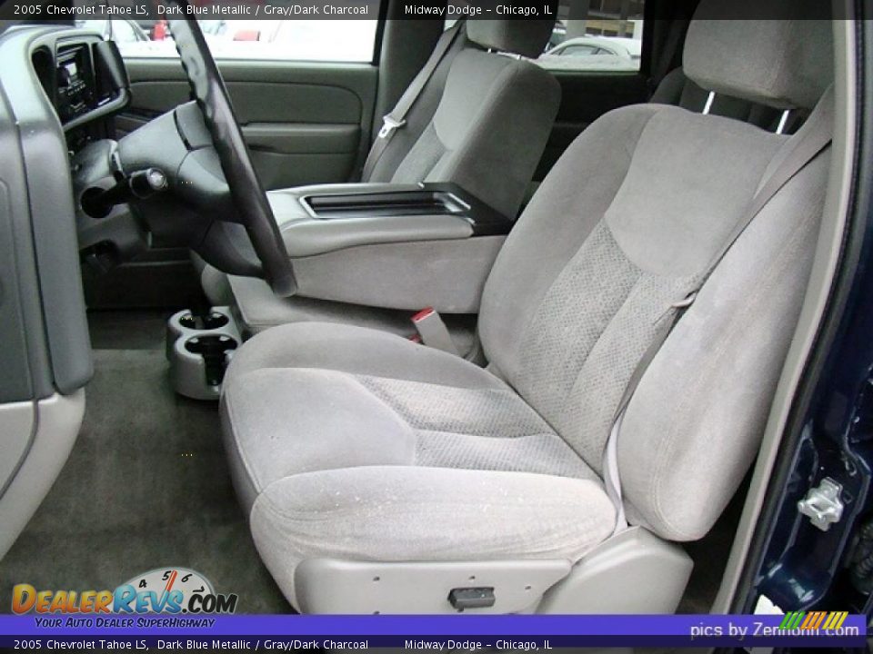 2005 Chevrolet Tahoe LS Dark Blue Metallic / Gray/Dark Charcoal Photo #3