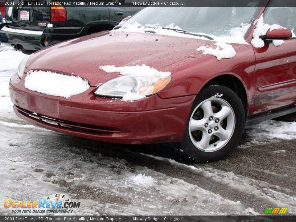 2001 Ford Taurus SE Toreador Red Metallic / Medium Graphite Photo #7