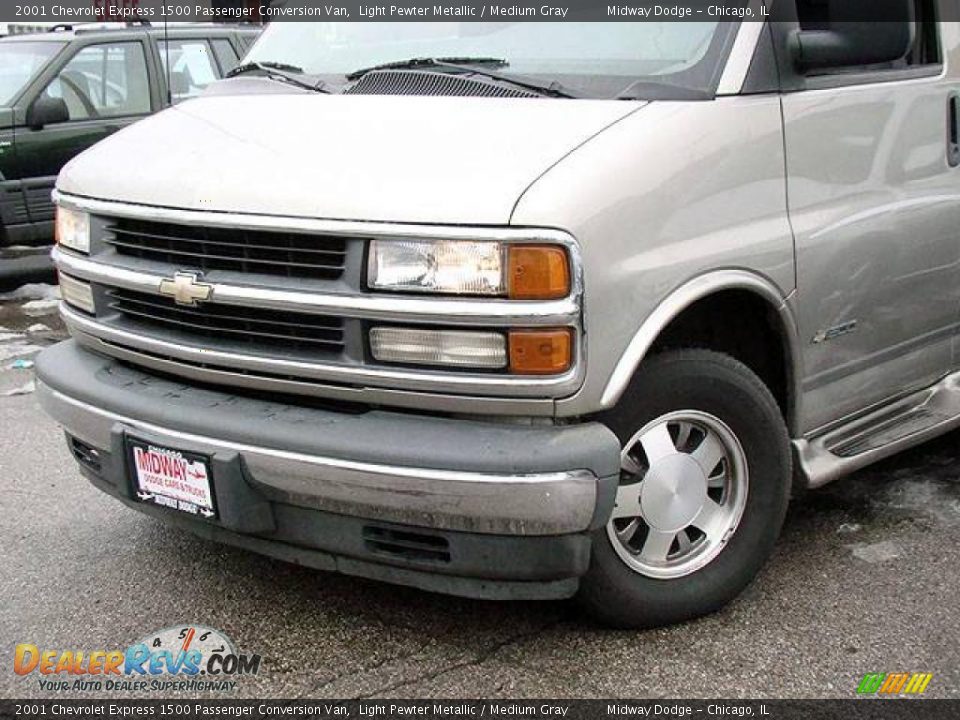 2001 Chevrolet Express 1500 Passenger Conversion Van Light Pewter Metallic / Medium Gray Photo #8