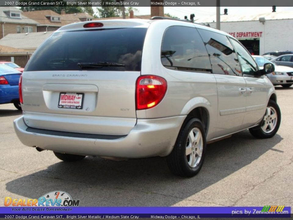 2007 Dodge Grand Caravan SXT Bright Silver Metallic / Medium Slate Gray Photo #2