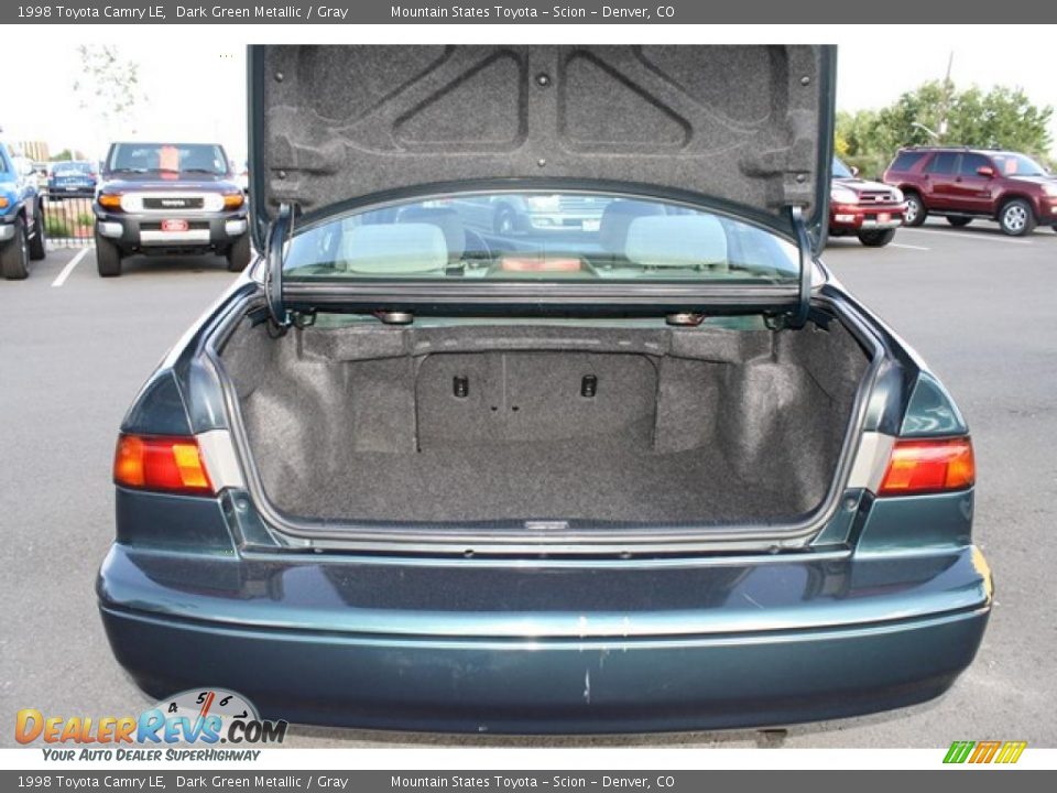 1998 Toyota Camry LE Dark Green Metallic / Gray Photo #26