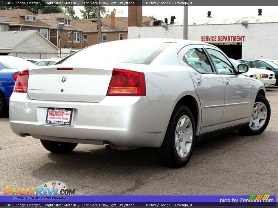 2007 Dodge Charger Bright Silver Metallic / Dark Slate Gray/Light Graystone Photo #2