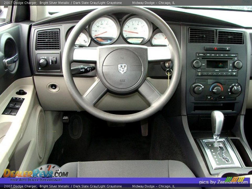 2007 Dodge Charger Bright Silver Metallic / Dark Slate Gray/Light Graystone Photo #5