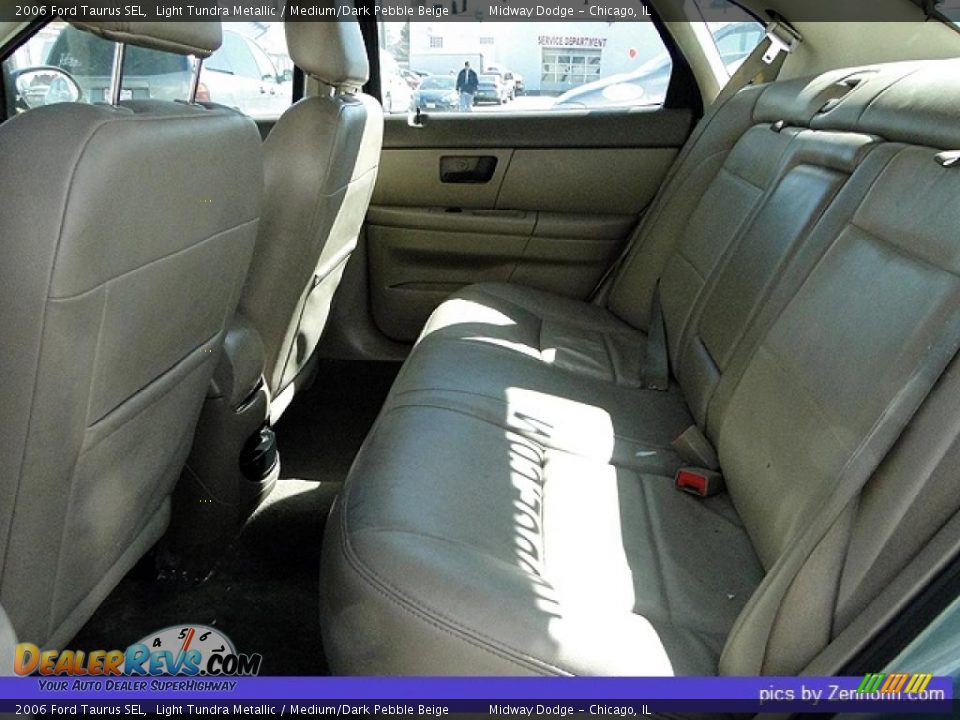 2006 Ford Taurus SEL Light Tundra Metallic / Medium/Dark Pebble Beige Photo #5