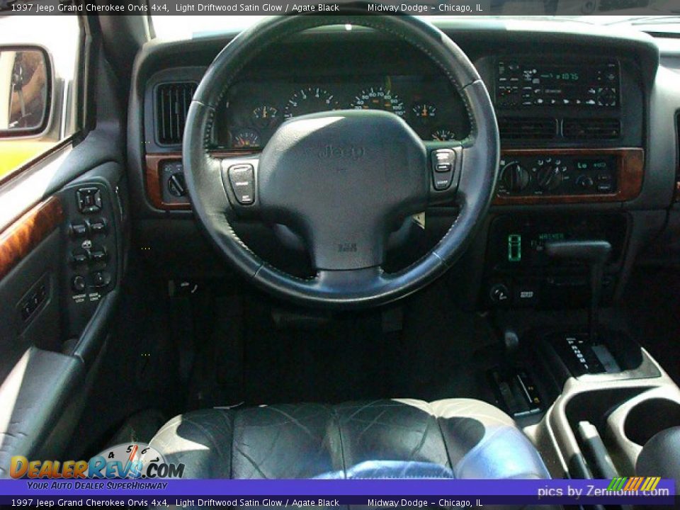 1997 Jeep Grand Cherokee Orvis 4x4 Light Driftwood Satin Glow / Agate Black Photo #5