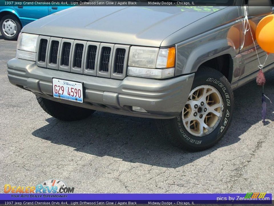 1997 Jeep Grand Cherokee Orvis 4x4 Light Driftwood Satin Glow / Agate Black Photo #7