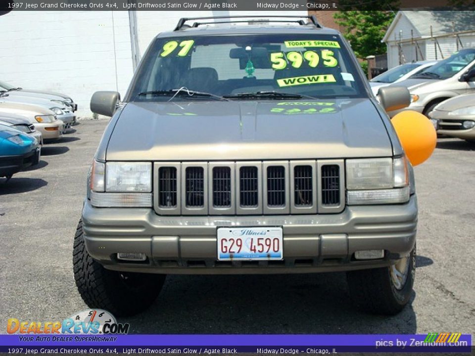 1997 Jeep Grand Cherokee Orvis 4x4 Light Driftwood Satin Glow / Agate Black Photo #8
