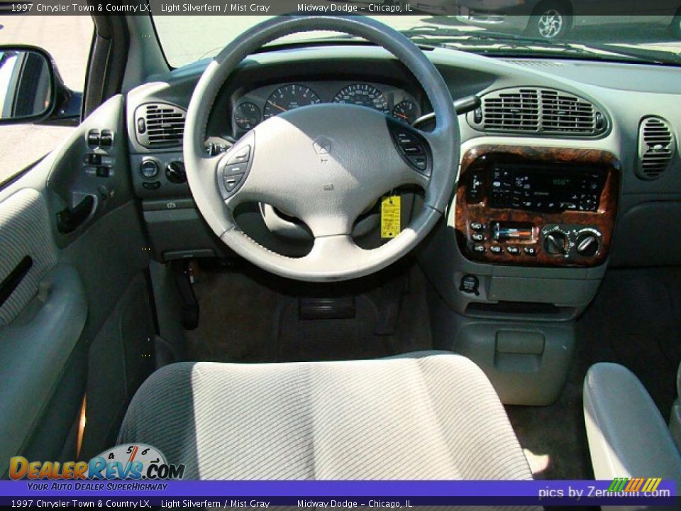 1997 Chrysler Town & Country LX  Light Silverfern / Mist Gray Photo #5