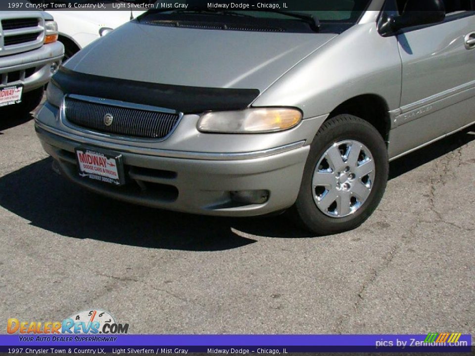 1997 Chrysler Town & Country LX  Light Silverfern / Mist Gray Photo #7
