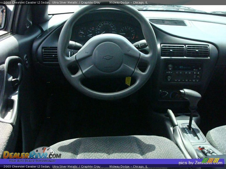 2003 Chevrolet Cavalier LS Sedan Ultra Silver Metallic / Graphite Gray Photo #5