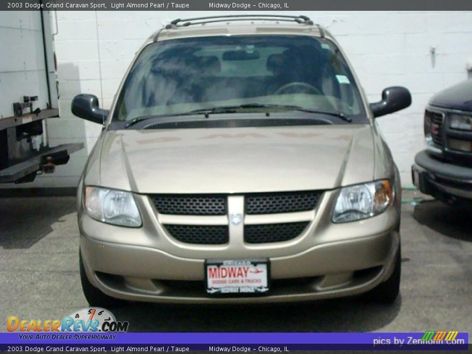 2003 Dodge Grand Caravan Sport Light Almond Pearl / Taupe Photo #1