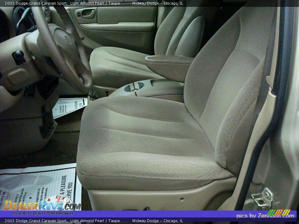 2003 Dodge Grand Caravan Sport Light Almond Pearl / Taupe Photo #2