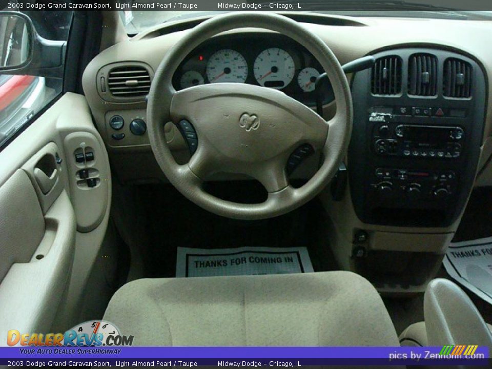 2003 Dodge Grand Caravan Sport Light Almond Pearl / Taupe Photo #4
