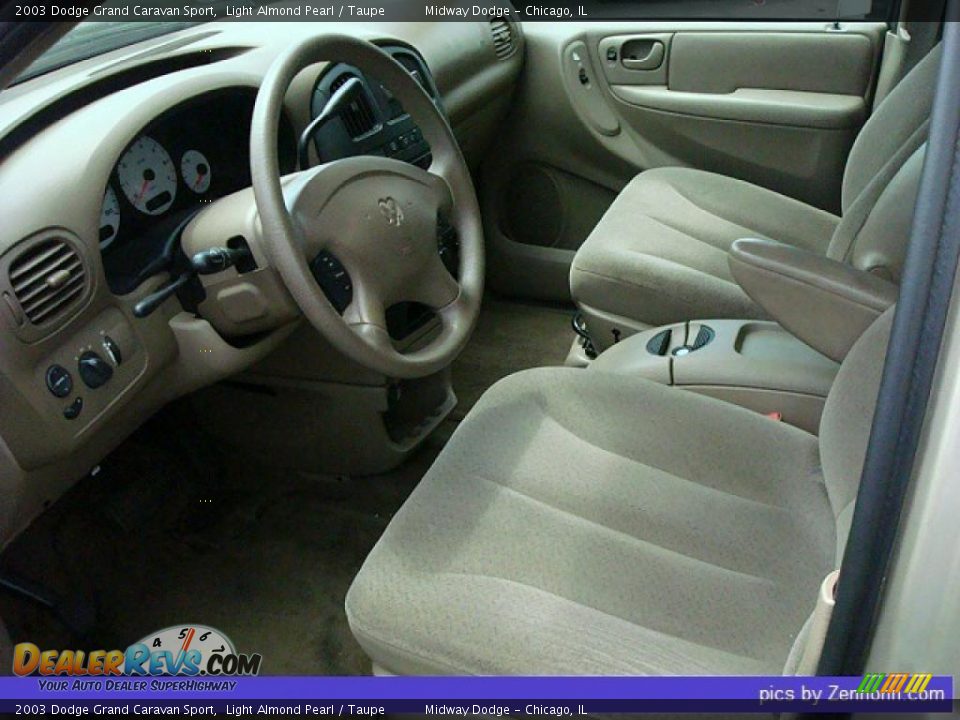 2003 Dodge Grand Caravan Sport Light Almond Pearl / Taupe Photo #5