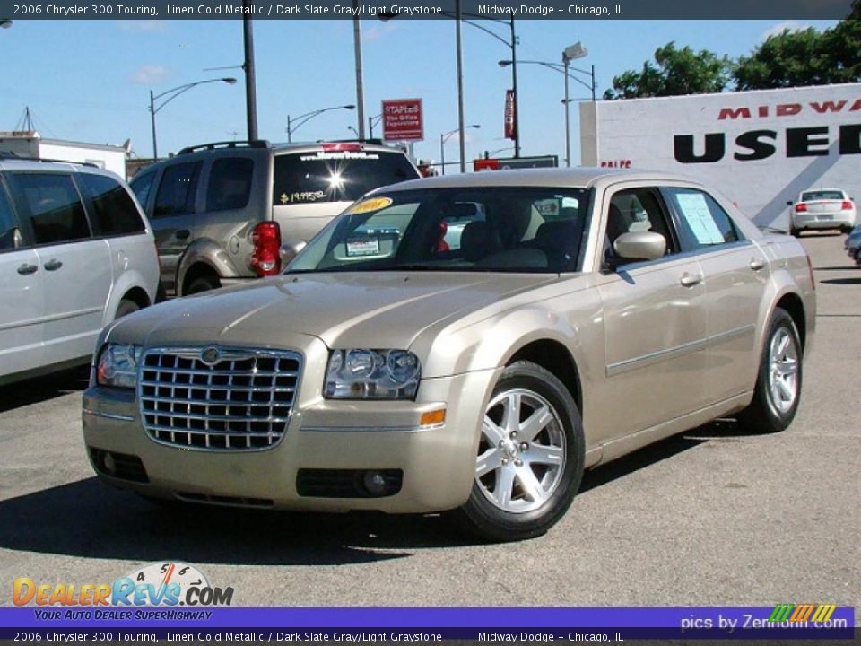 2006 Chrysler 300 Touring Linen Gold Metallic / Dark Slate Gray/Light Graystone Photo #1